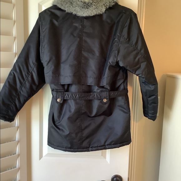 No boundaries black cold weather coat with gray color. Girls size 16. - Picture 2 of 5